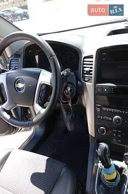 Позашляховик / Кросовер Chevrolet Captiva 2010 в 