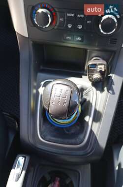 Позашляховик / Кросовер Chevrolet Captiva 2010 в 