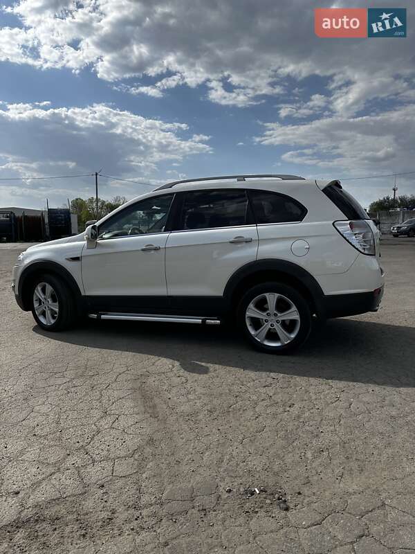 Позашляховик / Кросовер Chevrolet Captiva 2011 в Полтаві