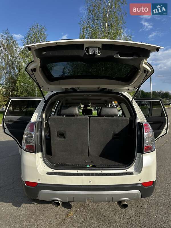Позашляховик / Кросовер Chevrolet Captiva 2011 в Полтаві