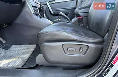 Позашляховик / Кросовер Chevrolet Captiva 2008 в 