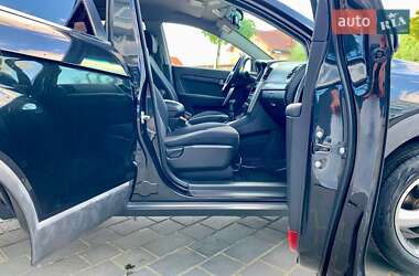 Позашляховик / Кросовер Chevrolet Captiva 2010 в 