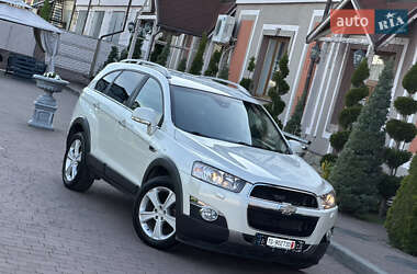 Позашляховик / Кросовер Chevrolet Captiva 2011 в 