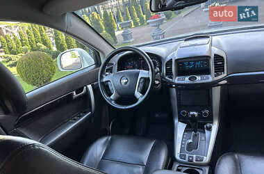 Позашляховик / Кросовер Chevrolet Captiva 2011 в 