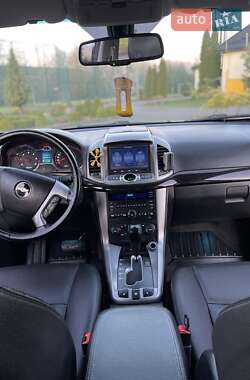 Позашляховик / Кросовер Chevrolet Captiva 2013 в 