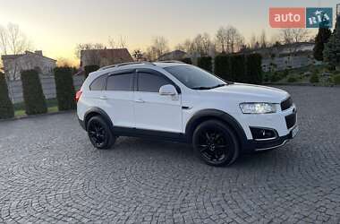Позашляховик / Кросовер Chevrolet Captiva 2013 в 