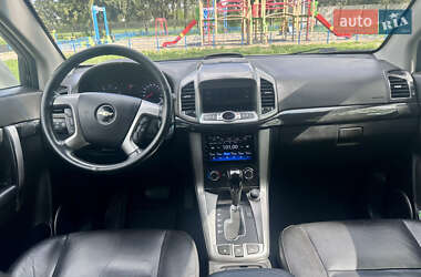 Позашляховик / Кросовер Chevrolet Captiva 2011 в 