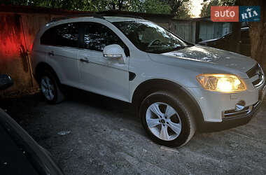 Позашляховик / Кросовер Chevrolet Captiva 2010 в 