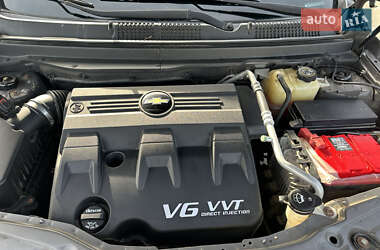 Внедорожник / Кроссовер Chevrolet Captiva 2012 в 