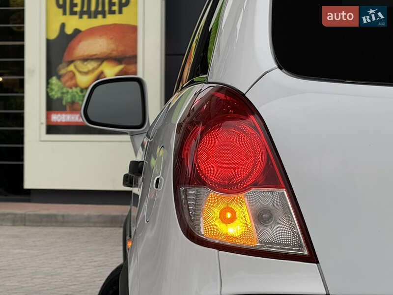Позашляховик / Кросовер Chevrolet Captiva 2011 в Дрогобичі