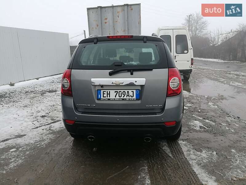 Внедорожник / Кроссовер Chevrolet Captiva 2011 в Шумске