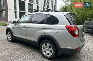 Внедорожник / Кроссовер Chevrolet Captiva 2007 в 