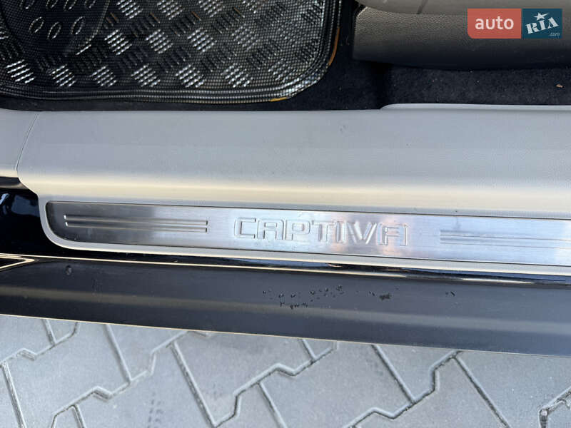 Позашляховик / Кросовер Chevrolet Captiva 2013 в Луцьку