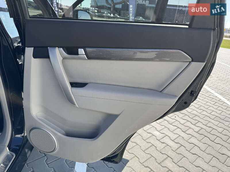Позашляховик / Кросовер Chevrolet Captiva 2013 в Луцьку