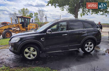 Позашляховик / Кросовер Chevrolet Captiva 2010 в 