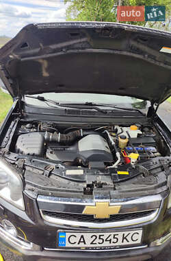 Позашляховик / Кросовер Chevrolet Captiva 2010 в 