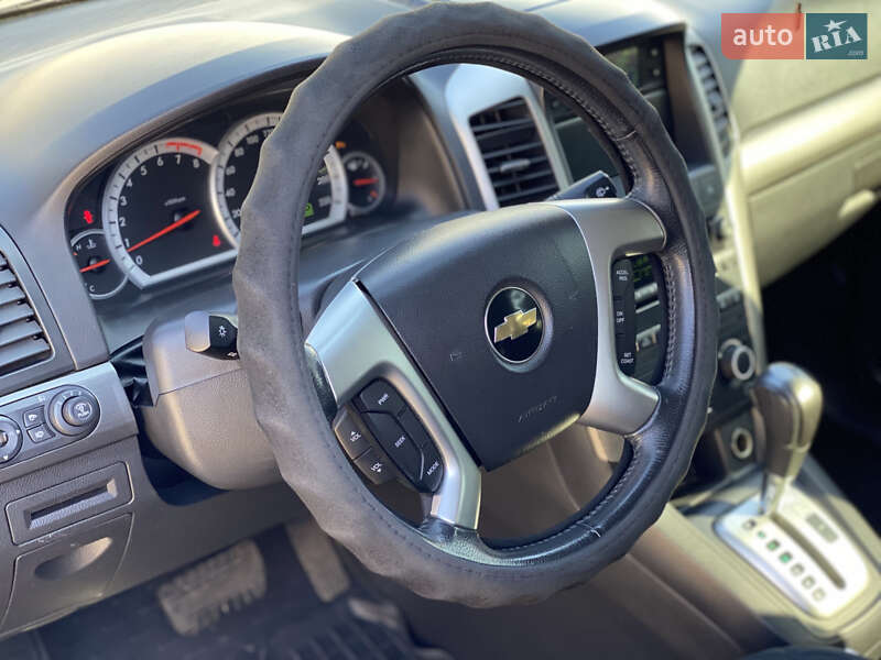 Позашляховик / Кросовер Chevrolet Captiva 2007 в Києві