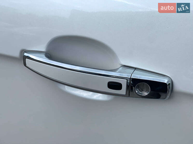 Внедорожник / Кроссовер Chevrolet Captiva 2014 в Виннице