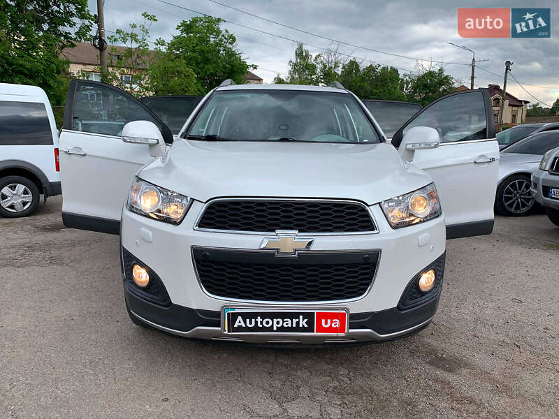 Внедорожник / Кроссовер Chevrolet Captiva 2014 в Виннице