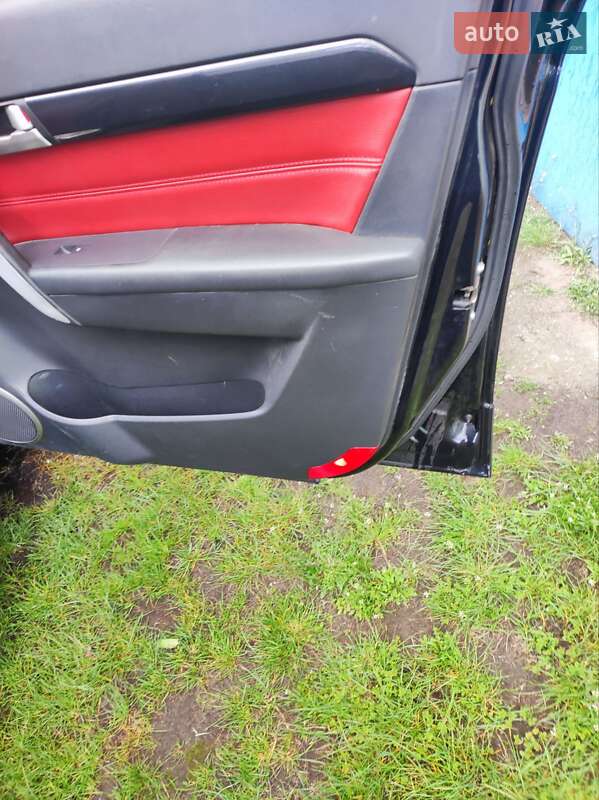 Позашляховик / Кросовер Chevrolet Captiva 2009 в Черкасах