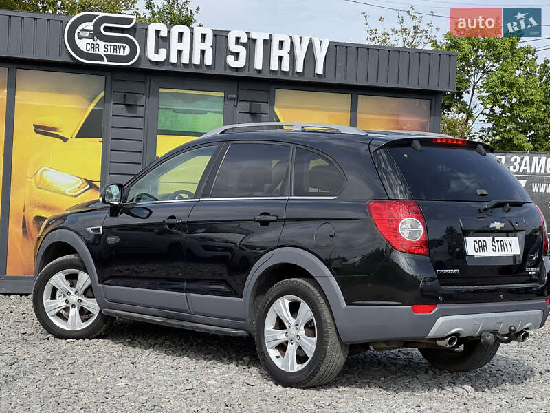 Внедорожник / Кроссовер Chevrolet Captiva 2011 в Стрые