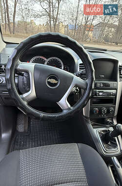 Позашляховик / Кросовер Chevrolet Captiva 2009 в 