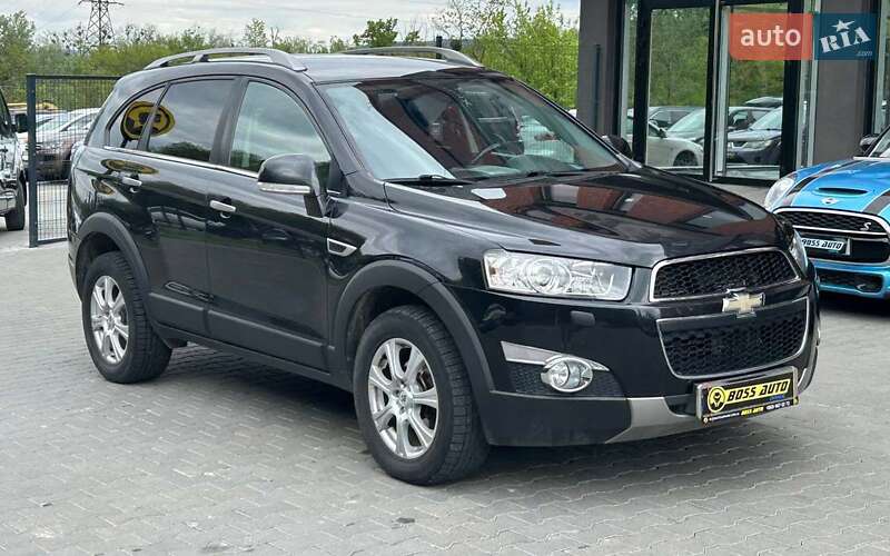Позашляховик / Кросовер Chevrolet Captiva 2011 в 