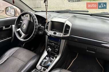 Внедорожник / Кроссовер Chevrolet Captiva 2011 в 