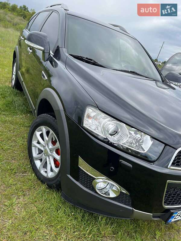 Внедорожник / Кроссовер Chevrolet Captiva 2012 в Новояворовске