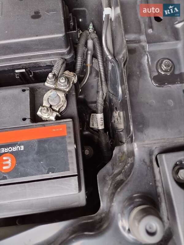 Внедорожник / Кроссовер Chevrolet Captiva 2012 в Новояворовске