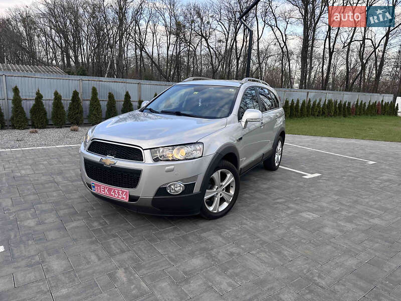 Внедорожник / Кроссовер Chevrolet Captiva 2012 в 