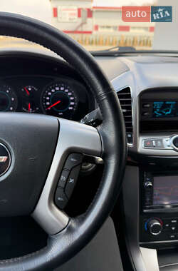 Внедорожник / Кроссовер Chevrolet Captiva 2012 в 