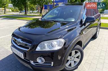 Позашляховик / Кросовер Chevrolet Captiva 2008 в 