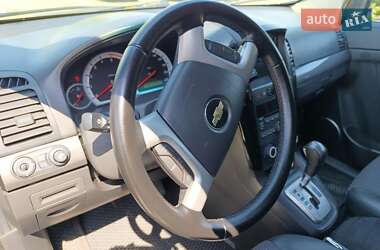 Позашляховик / Кросовер Chevrolet Captiva 2008 в 