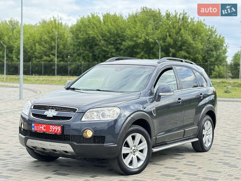 Позашляховик / Кросовер Chevrolet Captiva 2007 в 