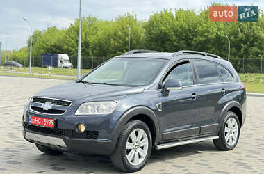 Позашляховик / Кросовер Chevrolet Captiva 2007 в 