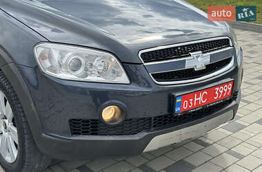 Позашляховик / Кросовер Chevrolet Captiva 2007 в 