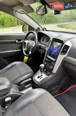 Позашляховик / Кросовер Chevrolet Captiva 2006 в 