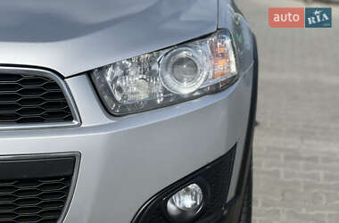 Позашляховик / Кросовер Chevrolet Captiva 2014 в 