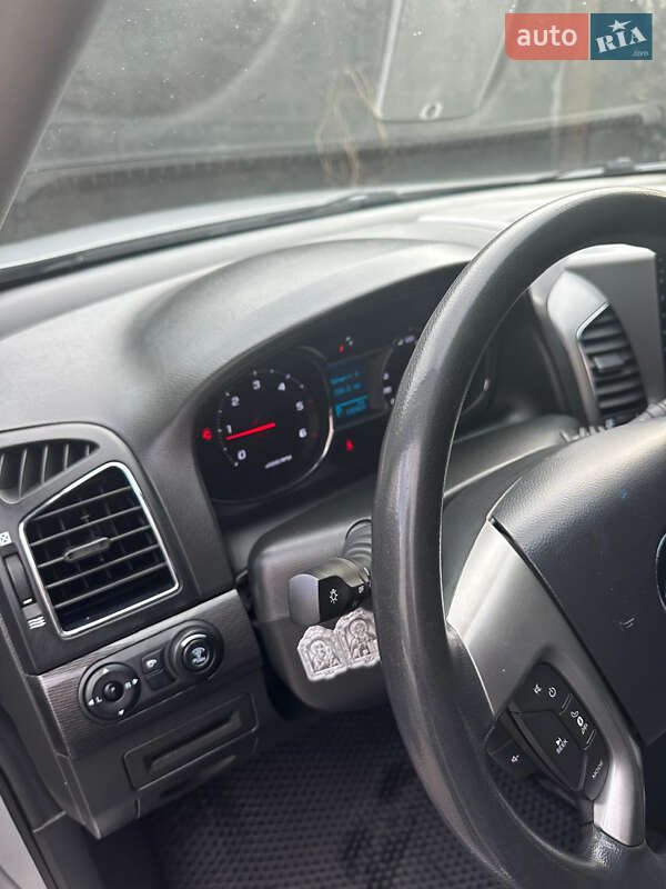 Внедорожник / Кроссовер Chevrolet Captiva 2015 в Харькове фото 6 Внедорожник / Кроссовер Chevrolet Captiva 2015 в Харькове