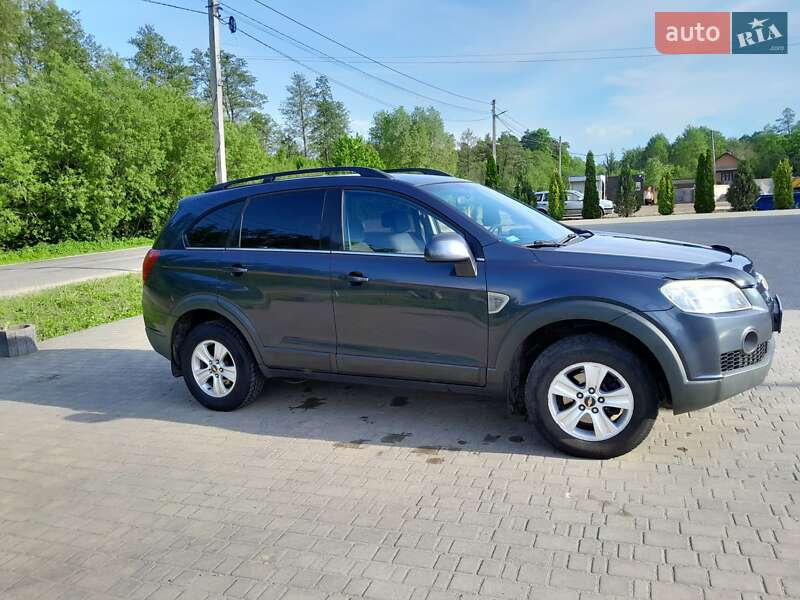 Позашляховик / Кросовер Chevrolet Captiva 2008 в Яворові