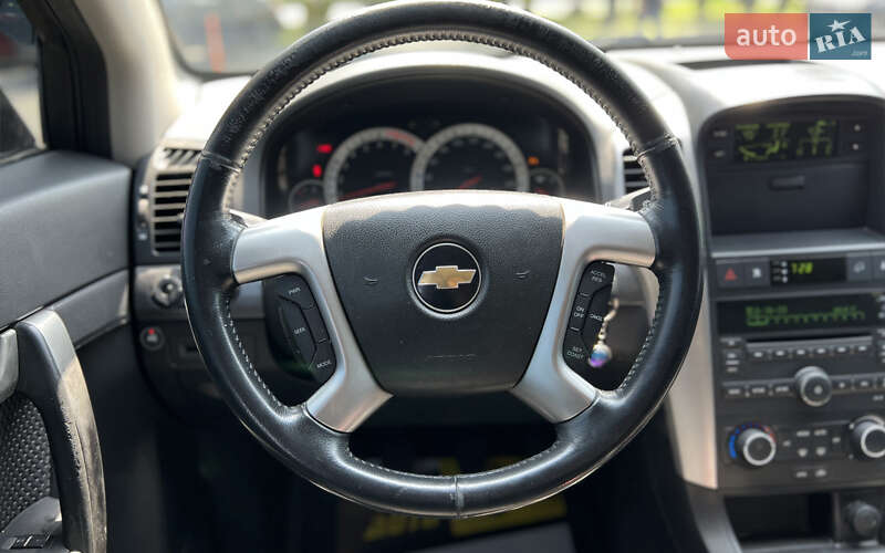 Позашляховик / Кросовер Chevrolet Captiva 2009 в Львові