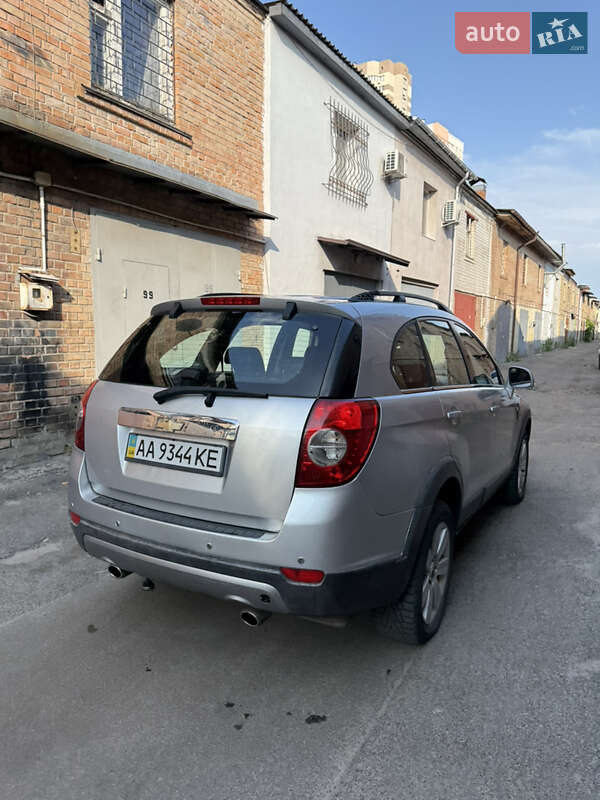 Внедорожник / Кроссовер Chevrolet Captiva 2007 в Киеве