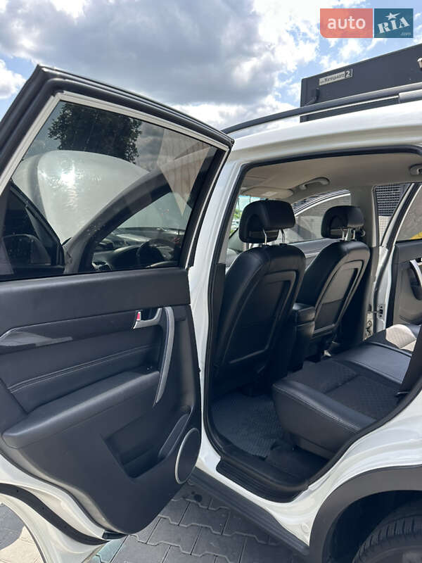 Внедорожник / Кроссовер Chevrolet Captiva 2013 в Хмельницком