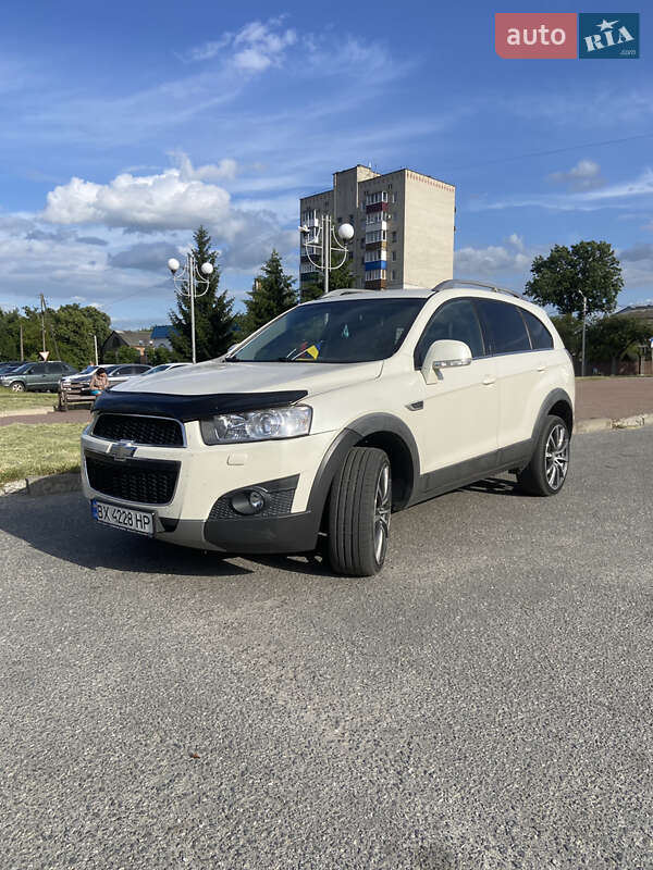 Позашляховик / Кросовер Chevrolet Captiva 2011 в Шепетівці фото 5 Позашляховик / Кросовер Chevrolet Captiva 2011 в Шепетівці