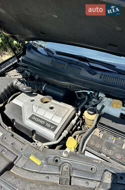 Внедорожник / Кроссовер Chevrolet Captiva 2007 в 