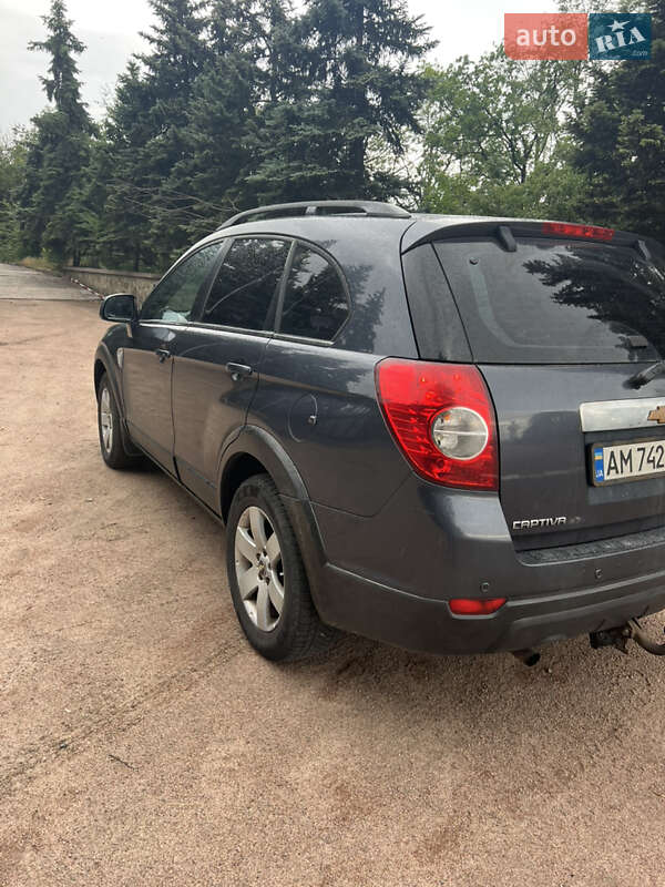 Внедорожник / Кроссовер Chevrolet Captiva 2008 в Славянске
