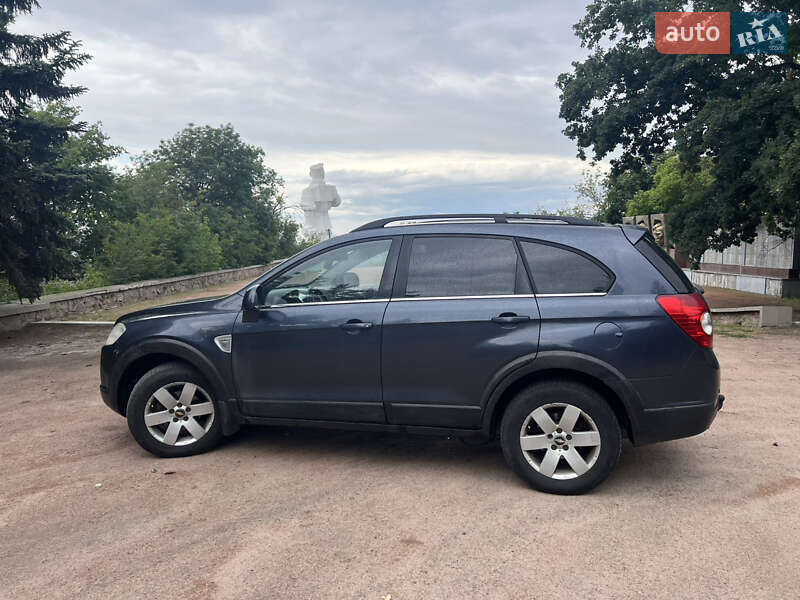 Внедорожник / Кроссовер Chevrolet Captiva 2008 в Славянске