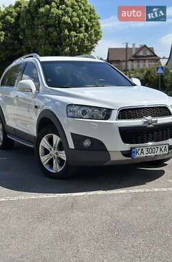 Позашляховик / Кросовер Chevrolet Captiva 2012 в Києві