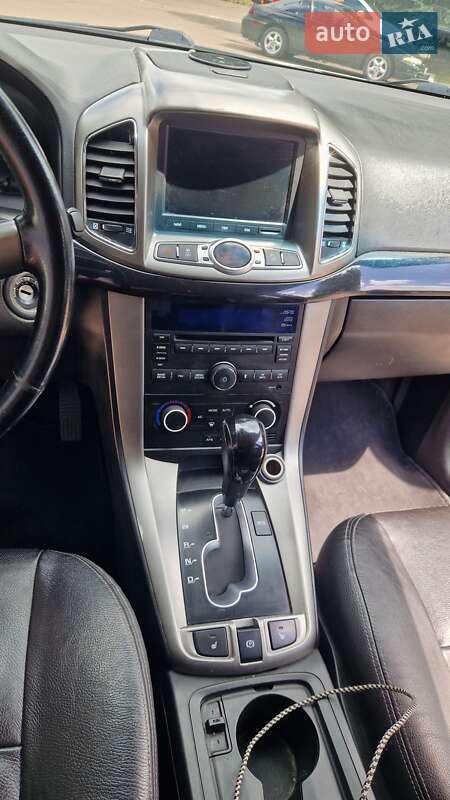 Внедорожник / Кроссовер Chevrolet Captiva 2011 в Ровно